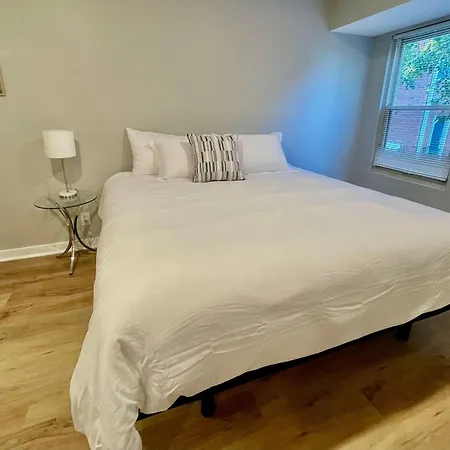Aksarben Modern 1Bed Ground Level With Parking Apartment Omaha Exterior photo