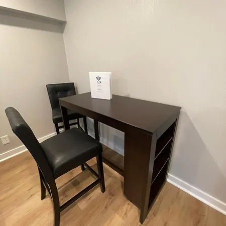 Aksarben Modern 1Bed Ground Level With Parking Apartment Omaha Exterior photo