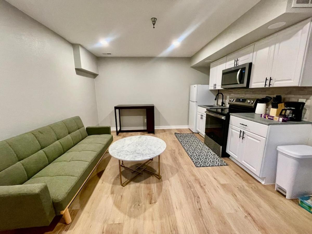 Aksarben Modern 1bed Ground Level With Parking * Omaha