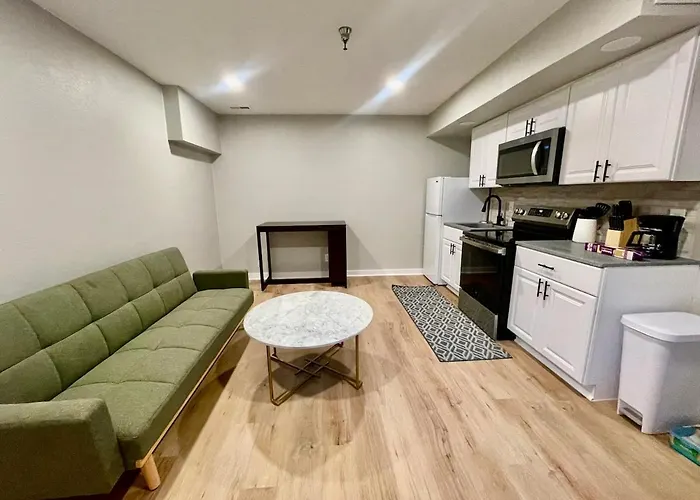 Aksarben Modern 1Bed Ground Level With Parking