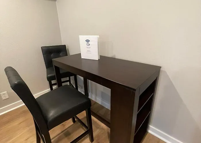 Aksarben Modern 1Bed Ground Level With Parking